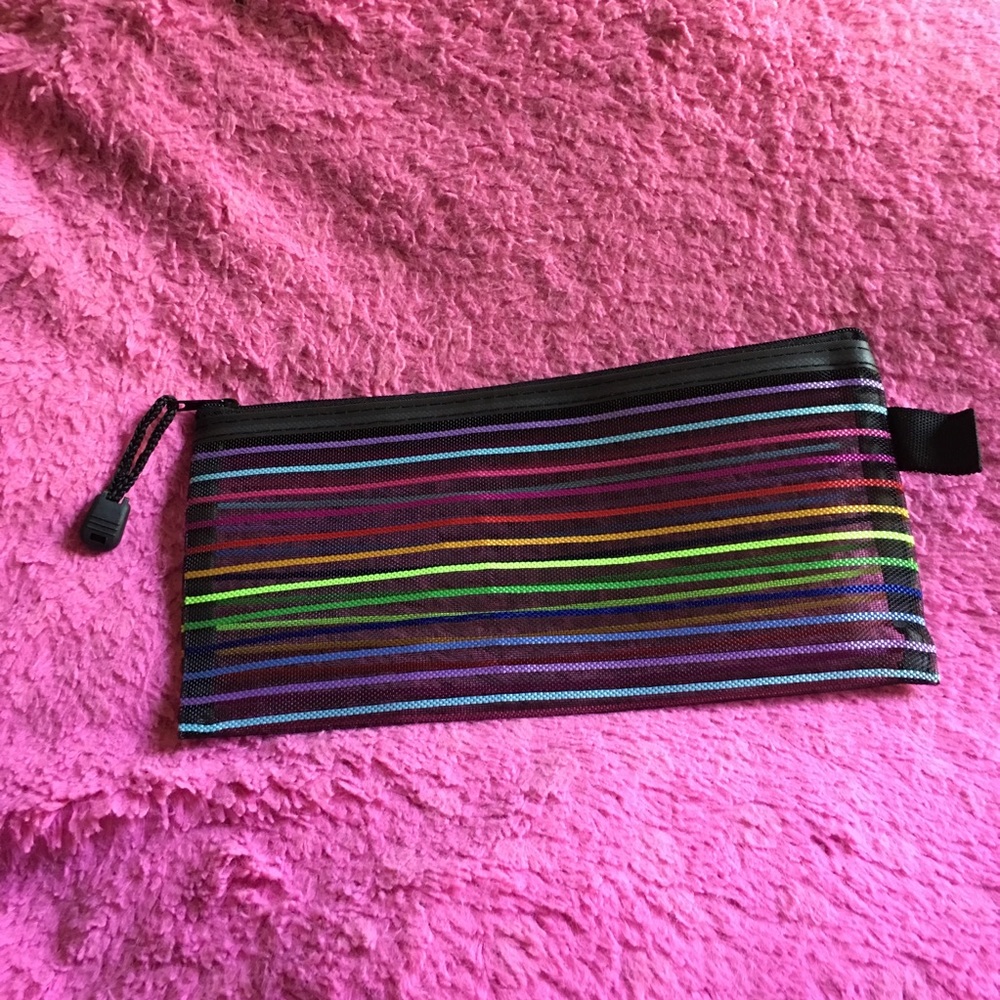 ❗️LAST ONE❗️Multi-Black Mesh Pouch